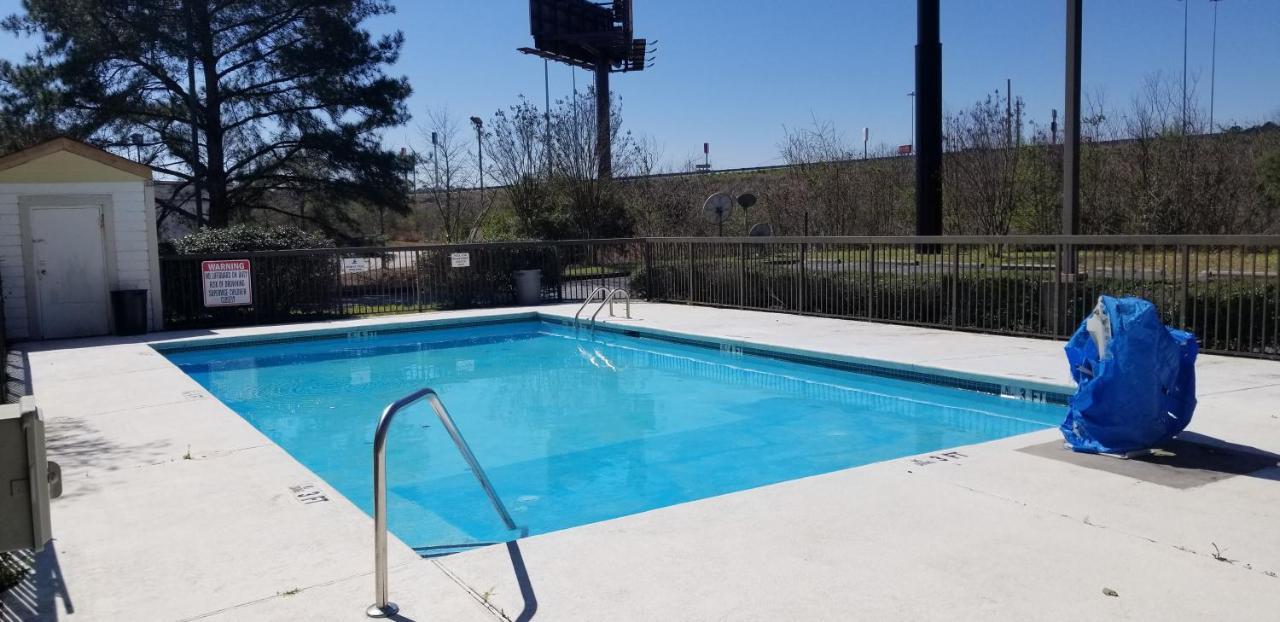 Days Inn By Wyndham Macon I-75 North Luaran gambar